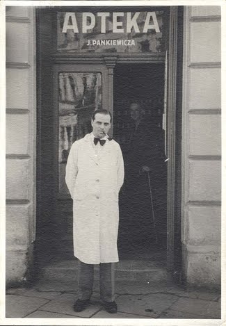 Tadeusz Pankiewicz (1908 – 1993) et sa « pharmacie sous l’aigle » (pod orlem)